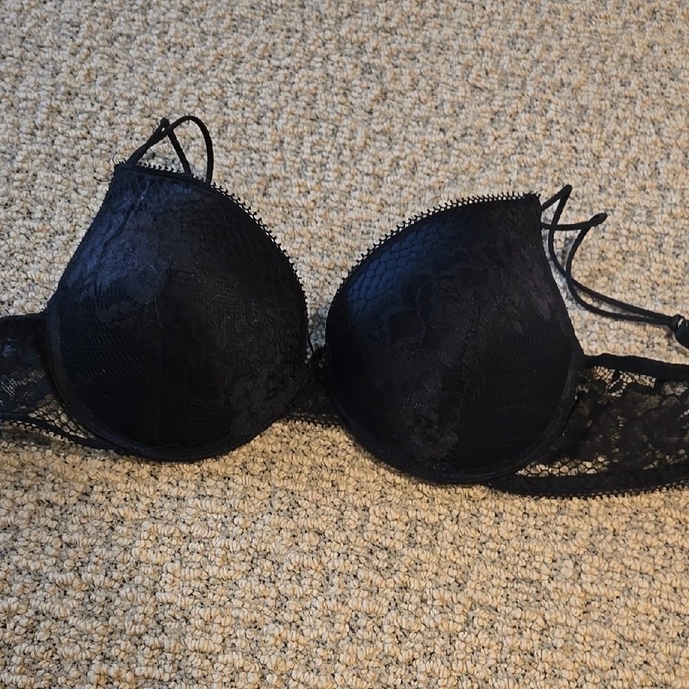 Elegant Black Lace Bra
